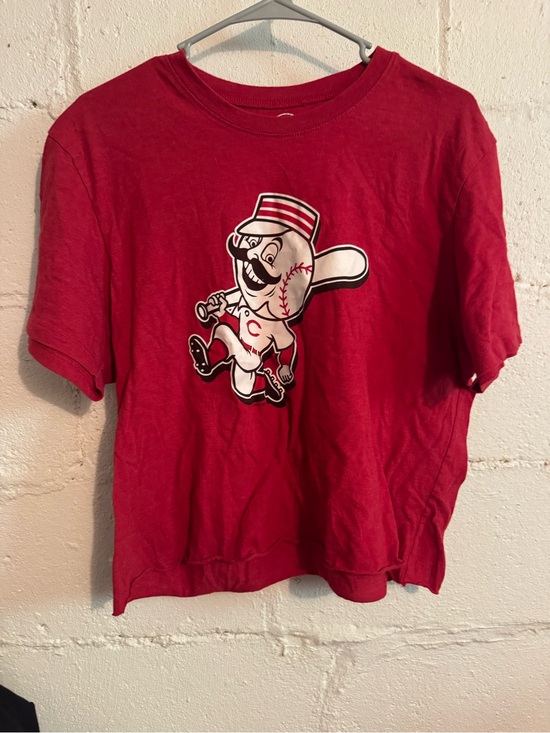 47 Tops - 47 Red Graphic Crop Top with Baseball Mascot